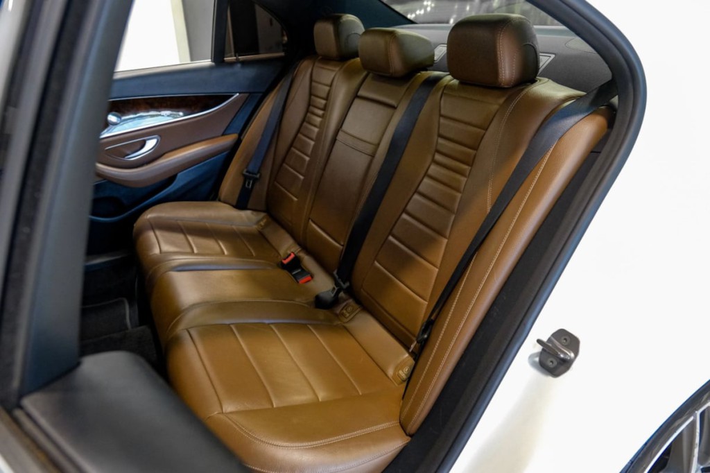 2018 Mercedes-Benz E-Class Image 50