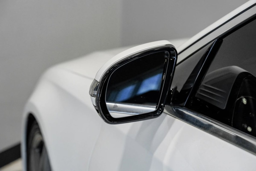 2018 Mercedes-Benz E-Class Image 52