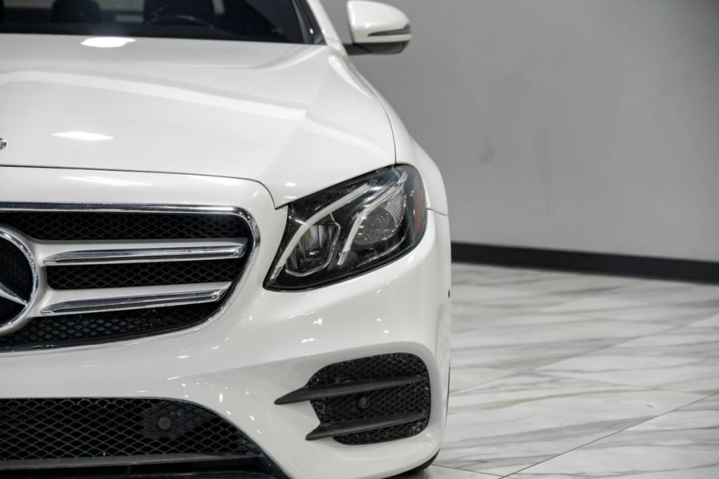 2018 Mercedes-Benz E-Class Image 66