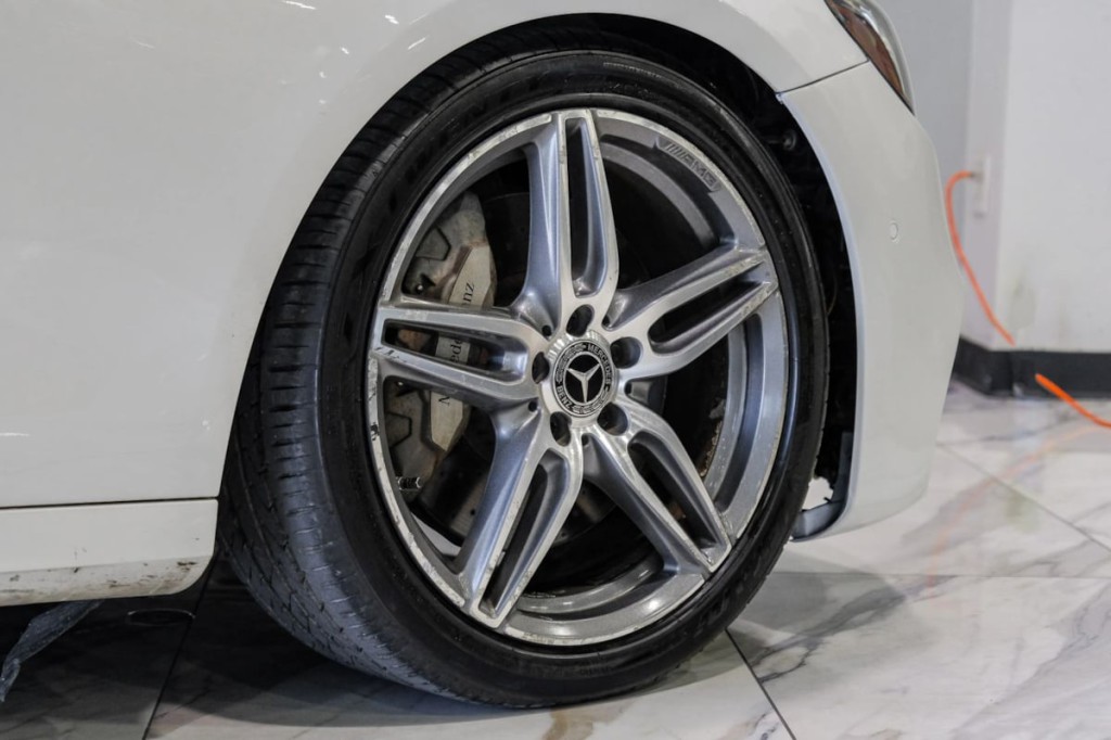 2018 Mercedes-Benz E-Class Image 80