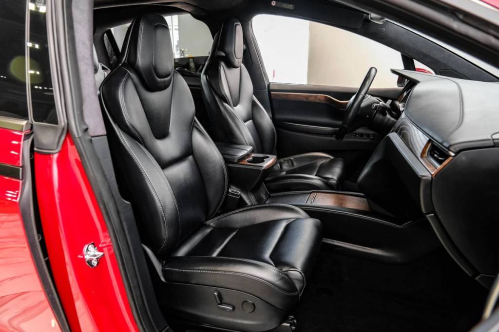 2019 Tesla Model X Image 40