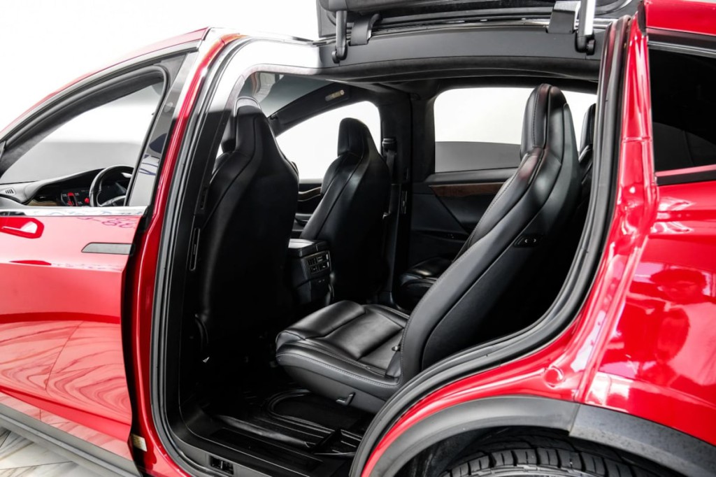 2019 Tesla Model X Image 44