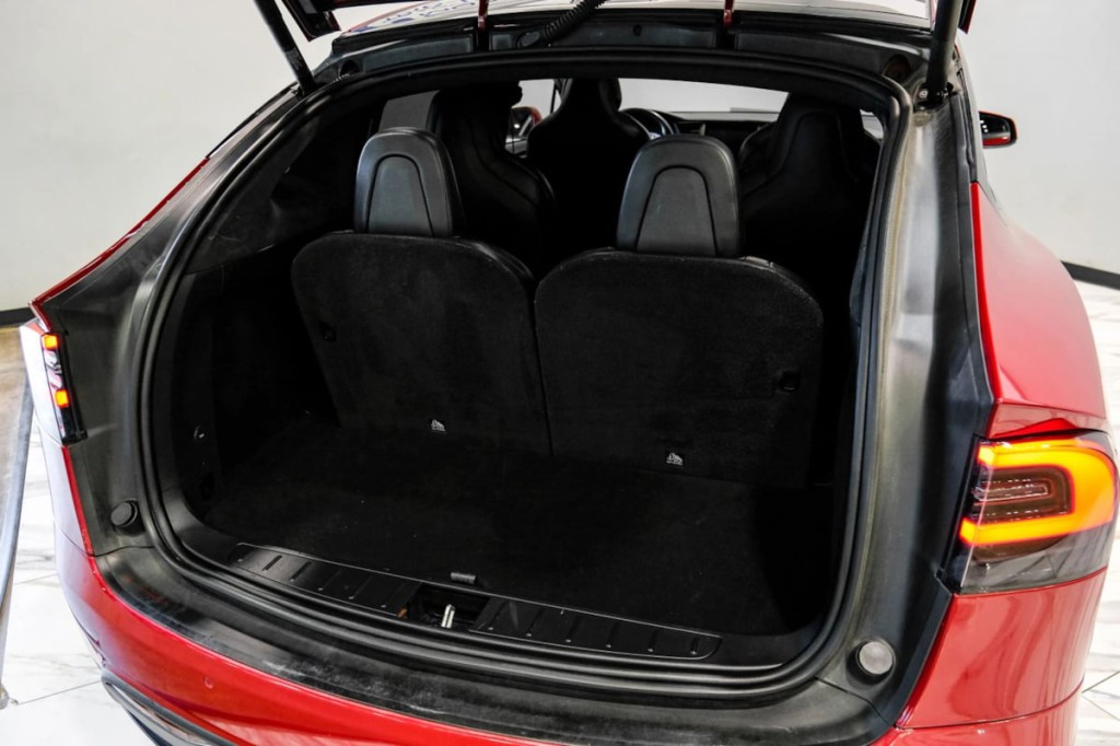 2019 Tesla Model X Image 59