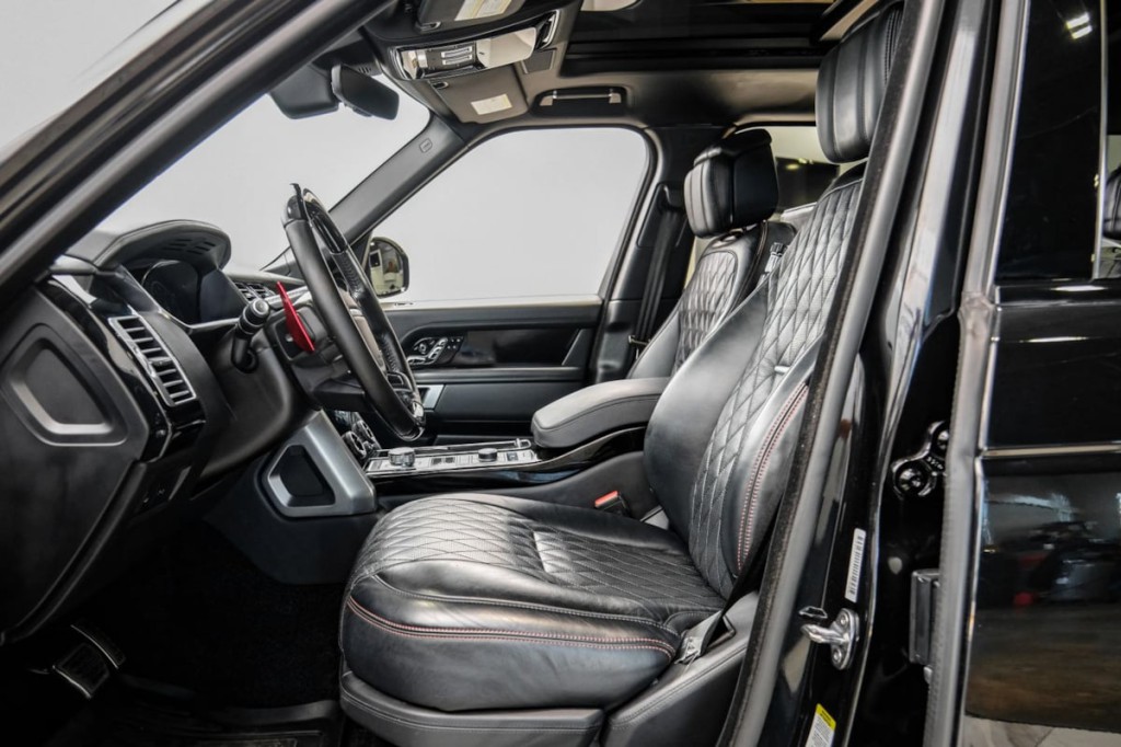 2021 Land Rover Range Rover Image 5