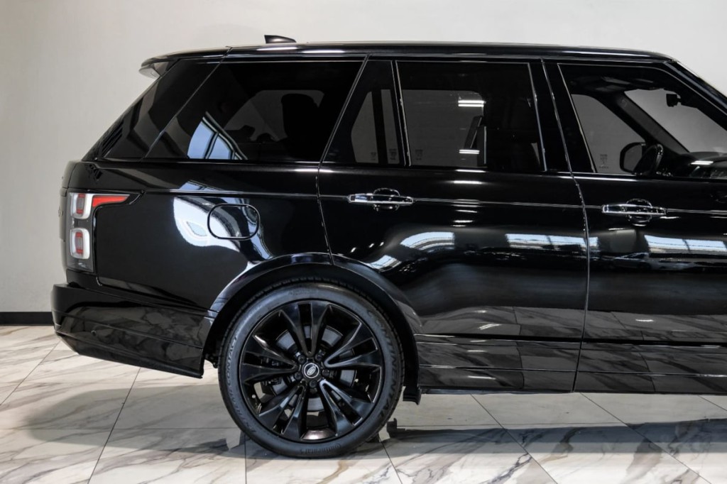 2021 Land Rover Range Rover Image 14