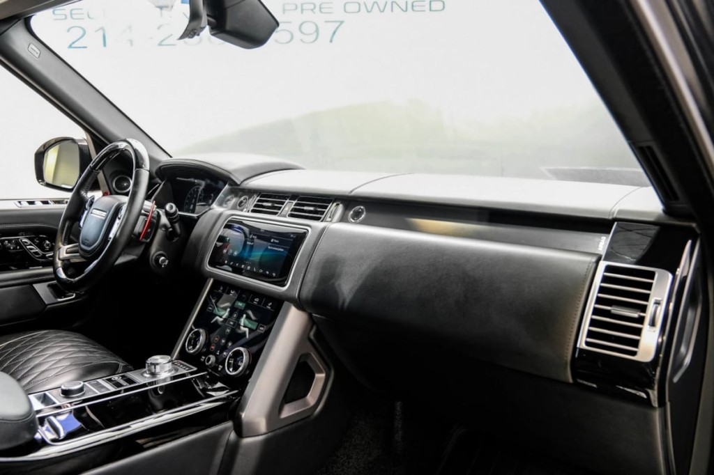 2021 Land Rover Range Rover Image 18