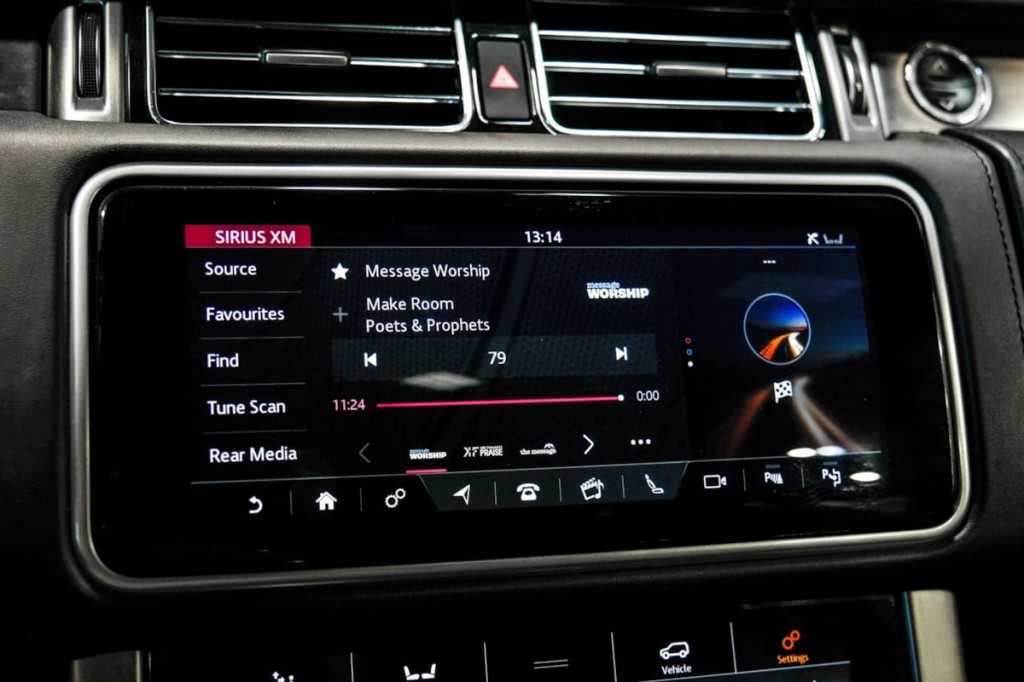 2021 Land Rover Range Rover Image 50