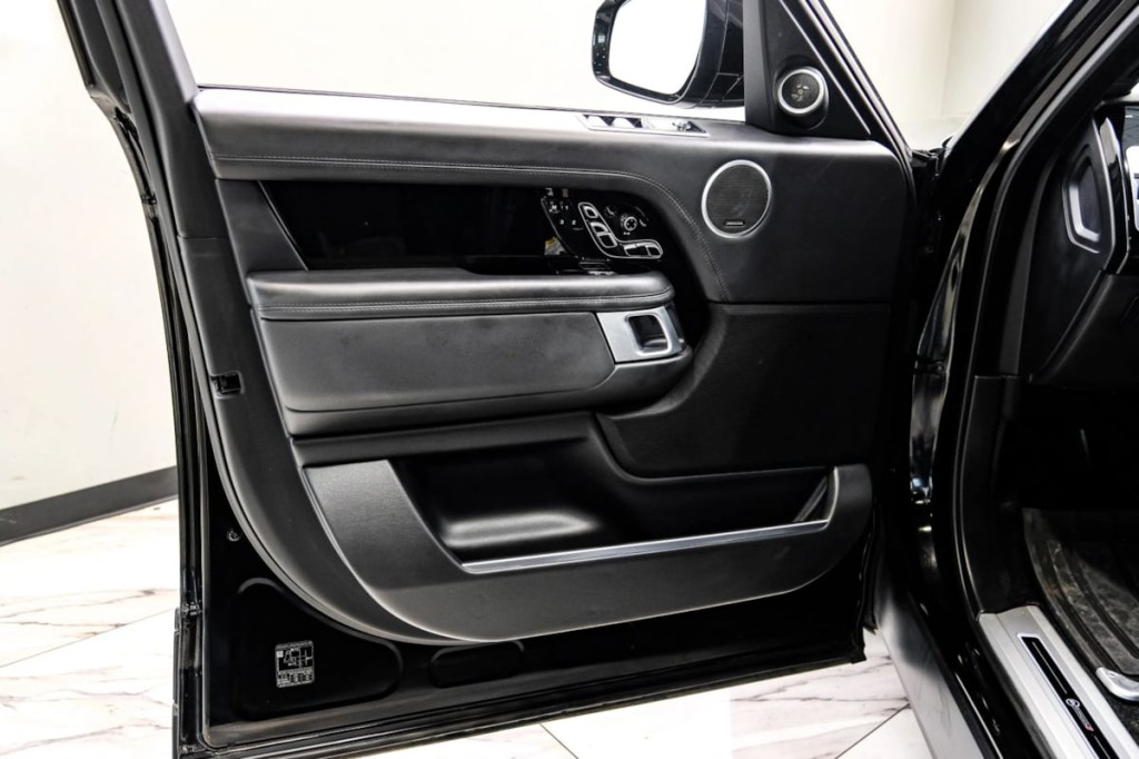 2021 Land Rover Range Rover Image 61