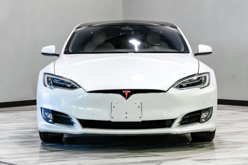 2021 Tesla Model S Image 6