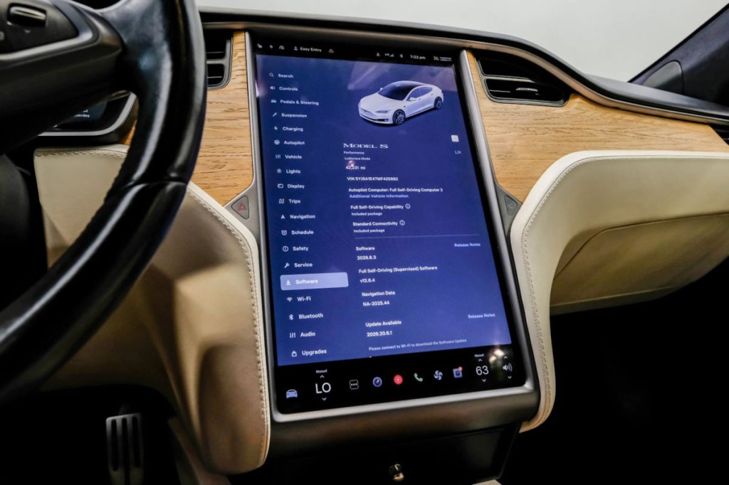 2021 Tesla Model S Image 32
