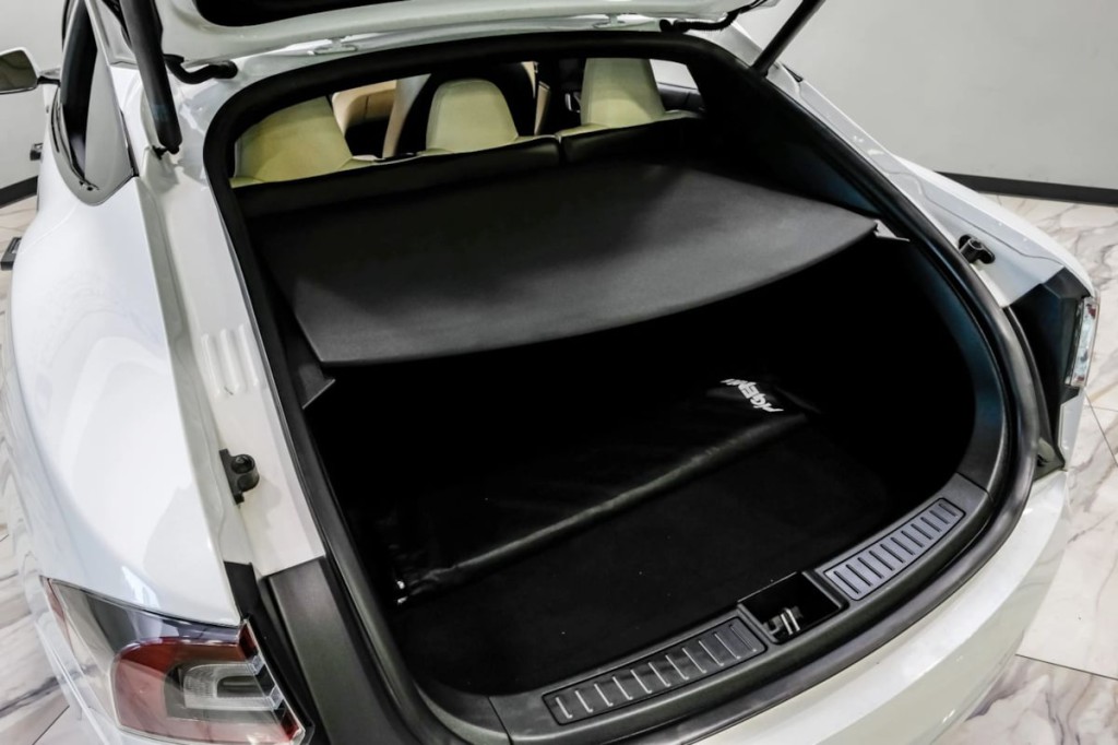 2021 Tesla Model S Image 54
