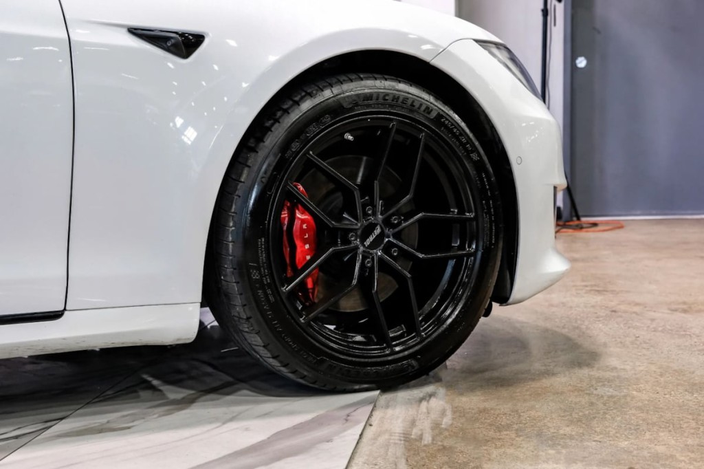 2021 Tesla Model S Image 57