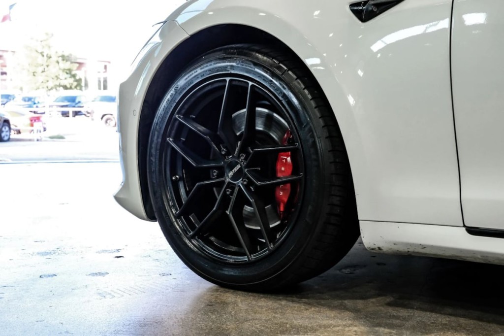 2021 Tesla Model S Image 58