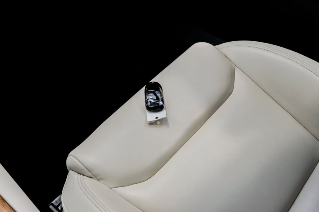 2021 Tesla Model S Image 60