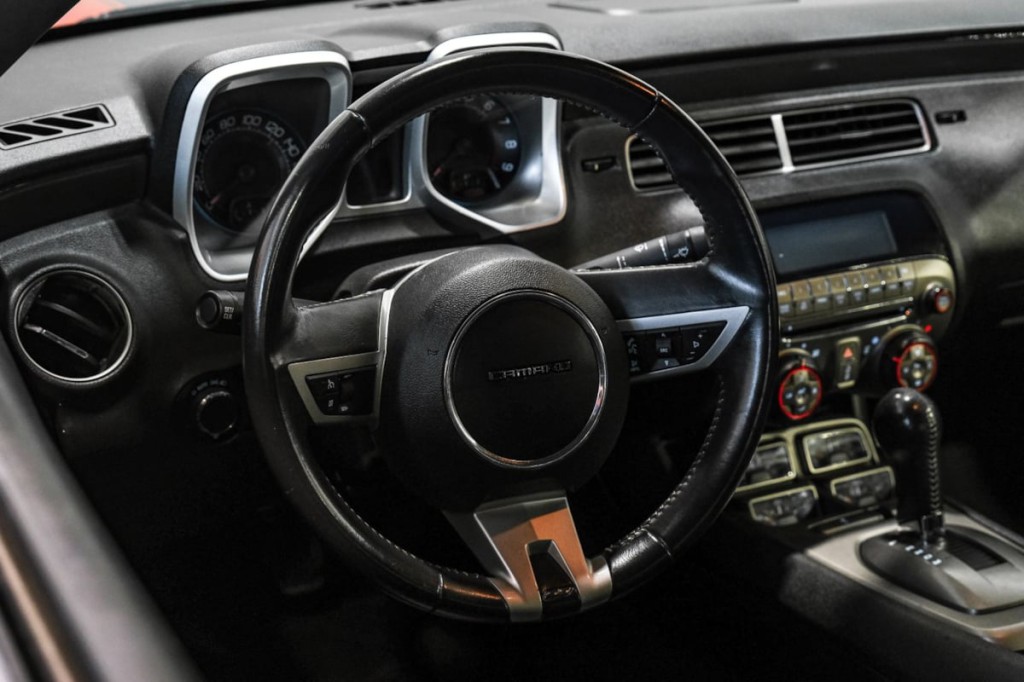 2010 Chevrolet Camaro Image 17