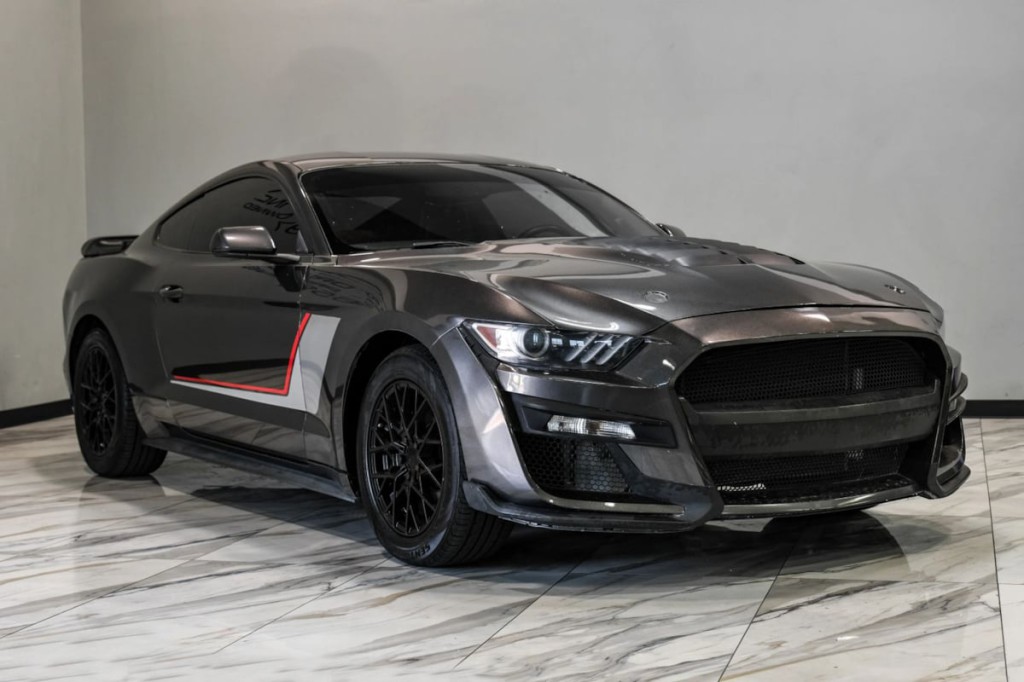 2017 Ford Mustang Image 9
