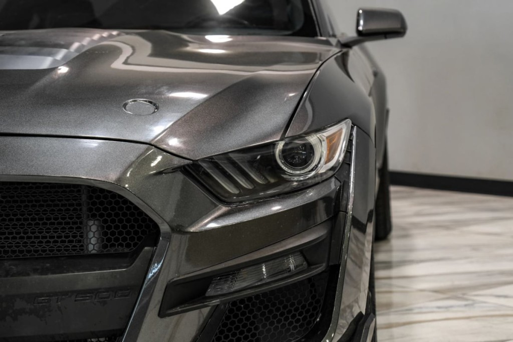 2017 Ford Mustang Image 38