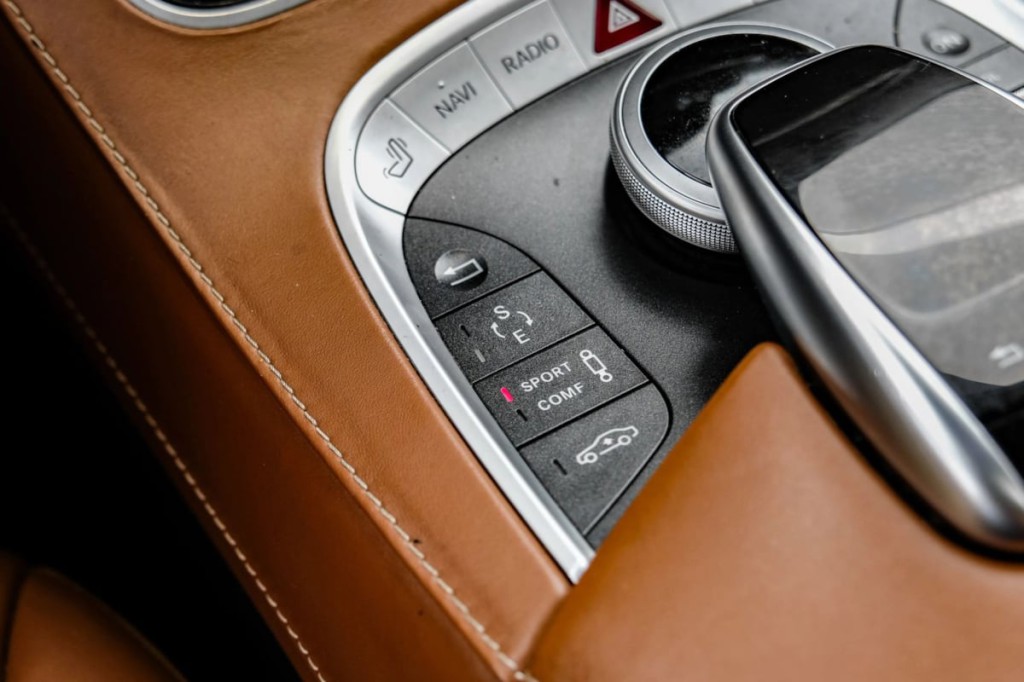 2017 Mercedes-Benz S-Class Image 31