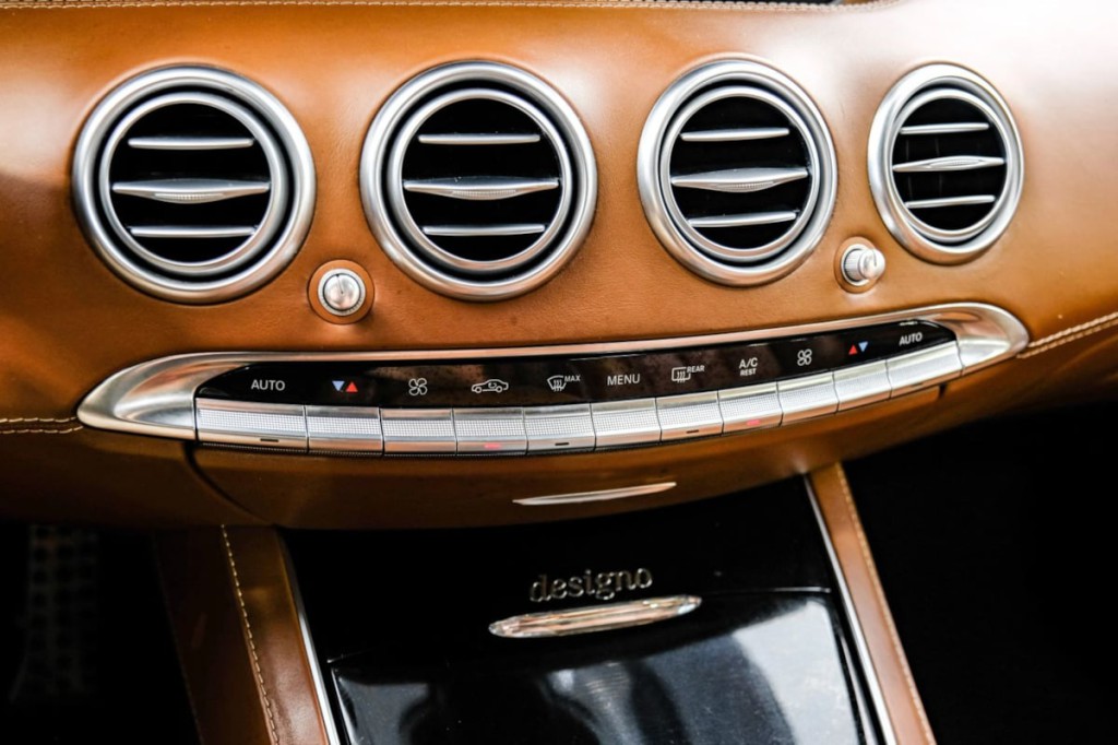 2017 Mercedes-Benz S-Class Image 34
