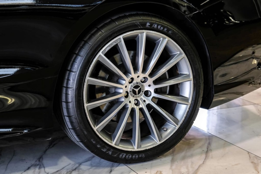 2017 Mercedes-Benz S-Class Image 63