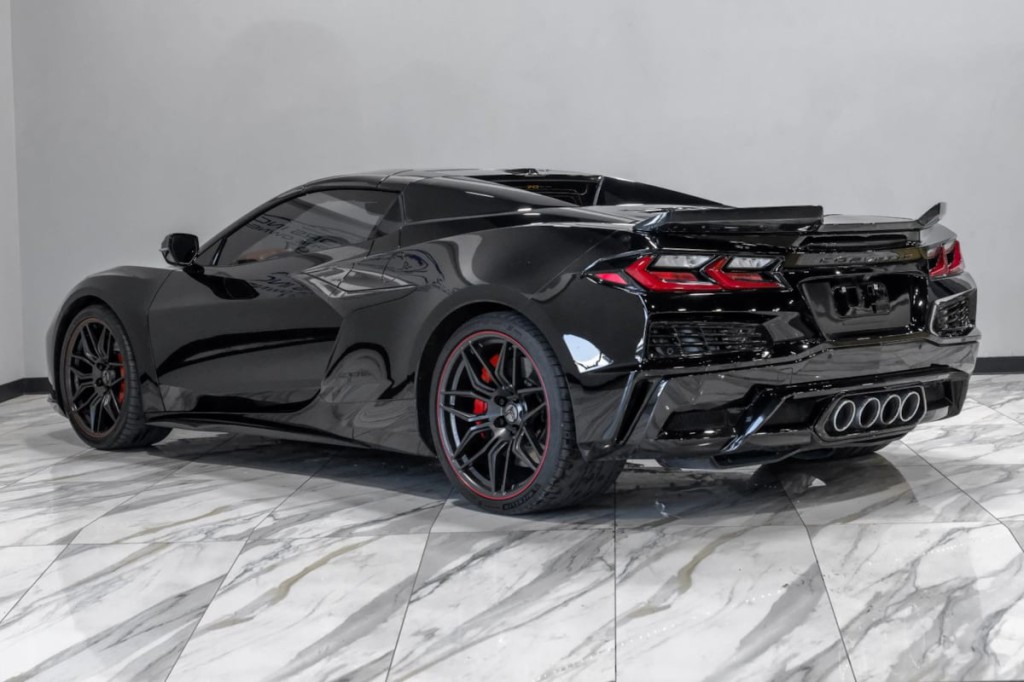 2023 Chevrolet Corvette Image 18