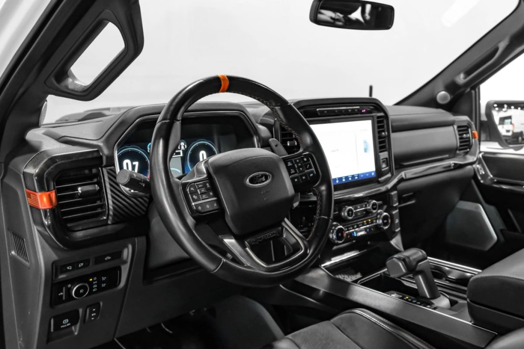 2023 Ford F-150 Image 3