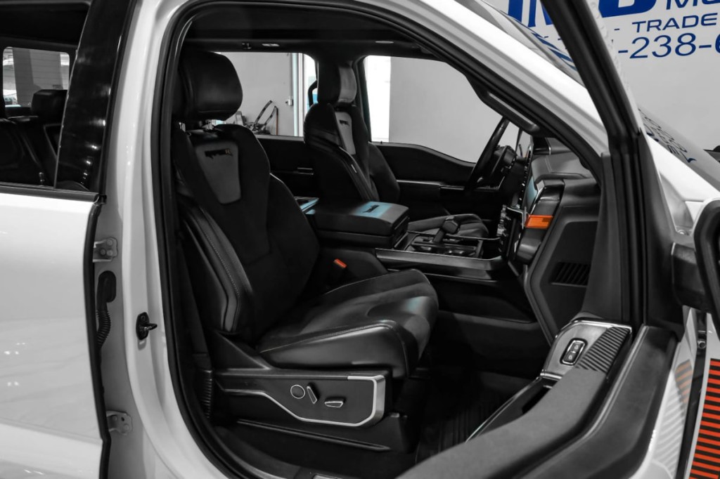 2023 Ford F-150 Image 32