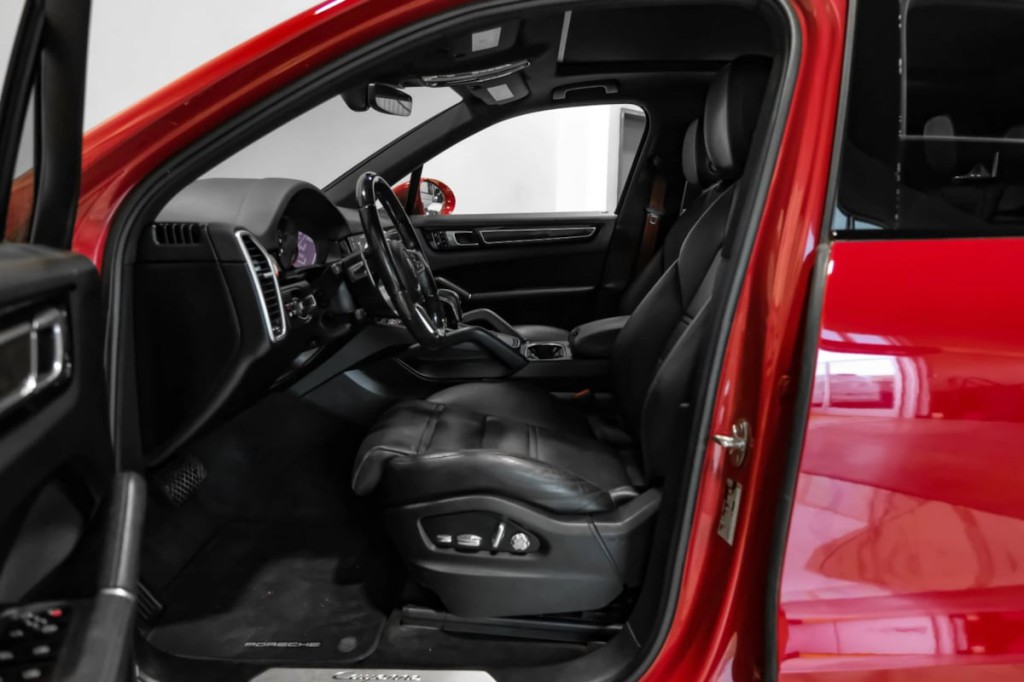 2021 Porsche Cayenne Image 4