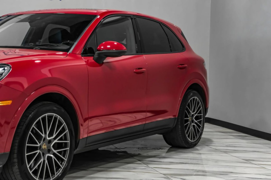 2021 Porsche Cayenne Image 8