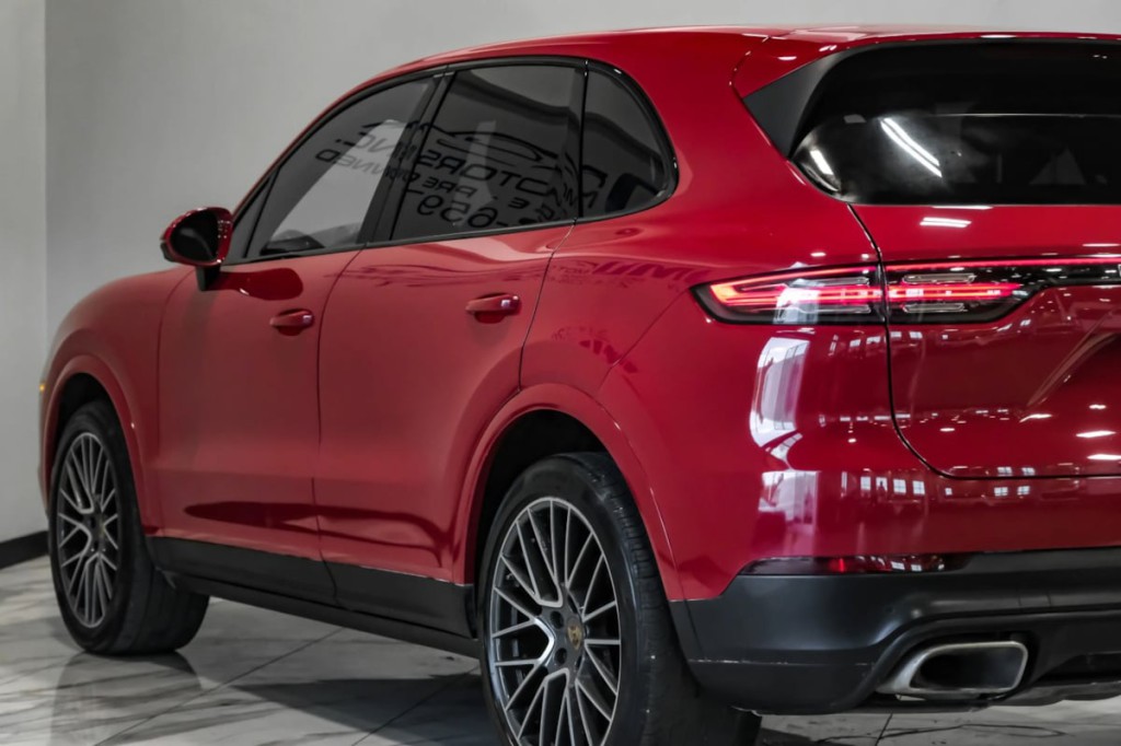 2021 Porsche Cayenne Image 14