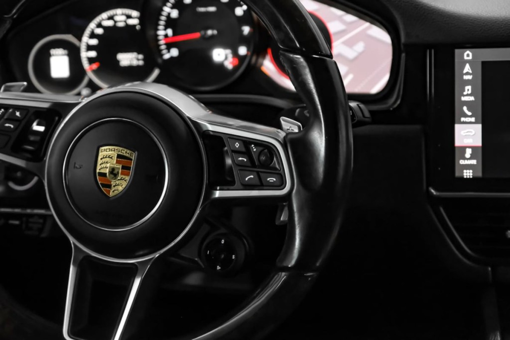 2021 Porsche Cayenne Image 22