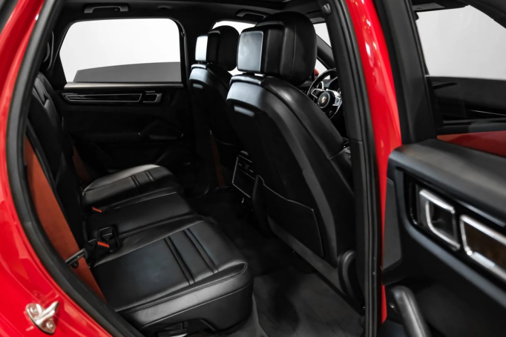 2021 Porsche Cayenne Image 35