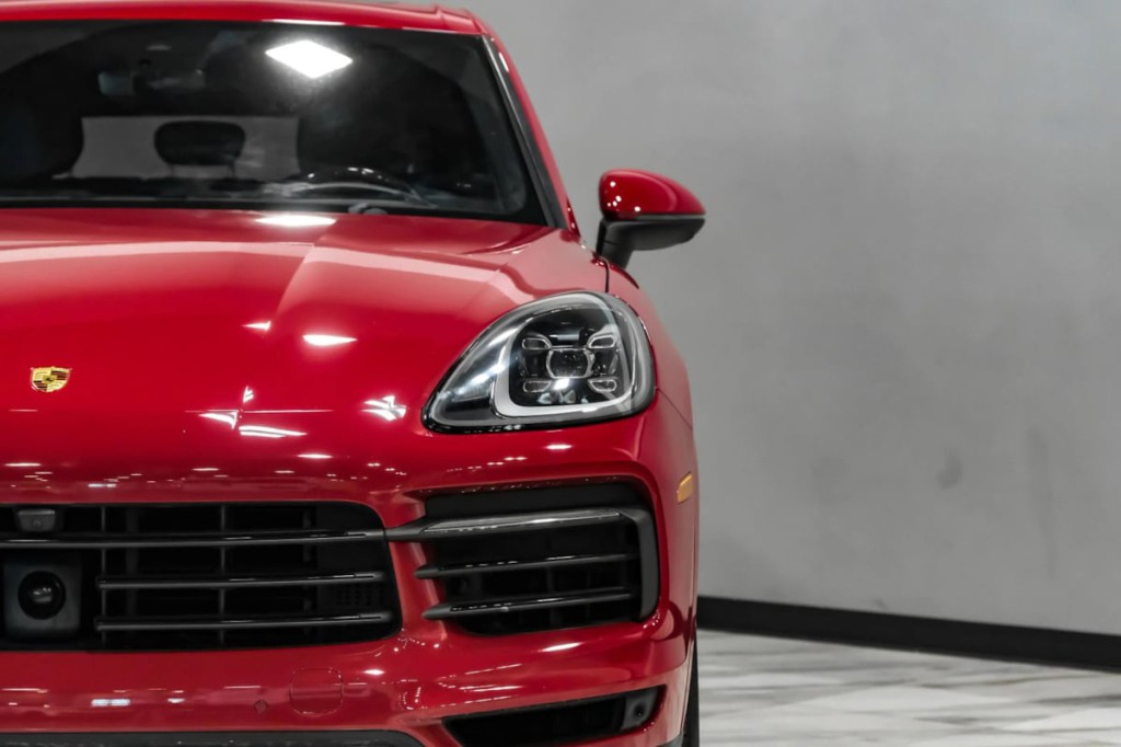 2021 Porsche Cayenne Image 46