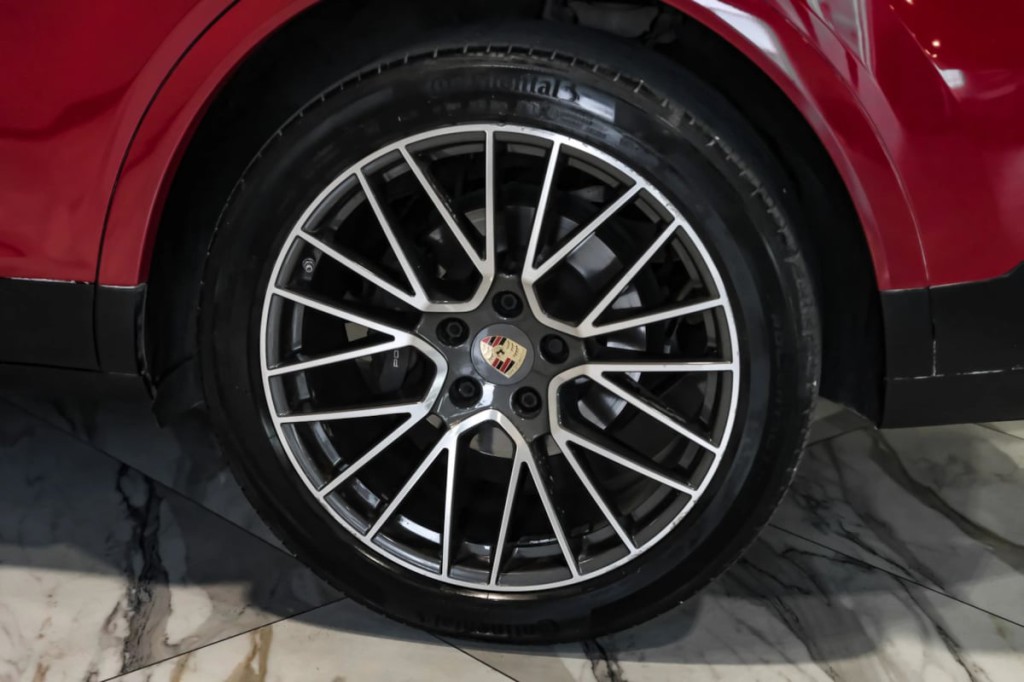 2021 Porsche Cayenne Image 57