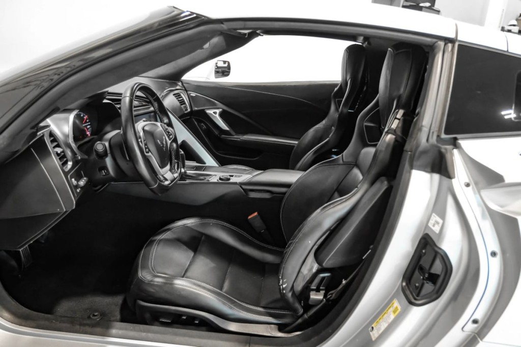 2017 Chevrolet Corvette Image 4