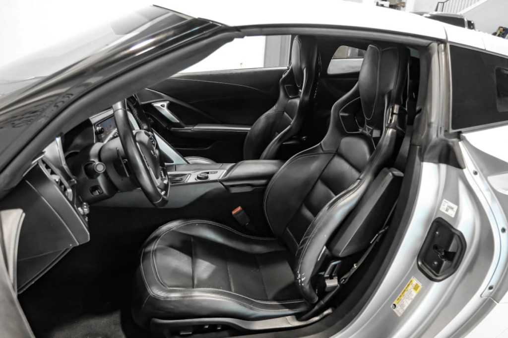 2017 Chevrolet Corvette Image 30