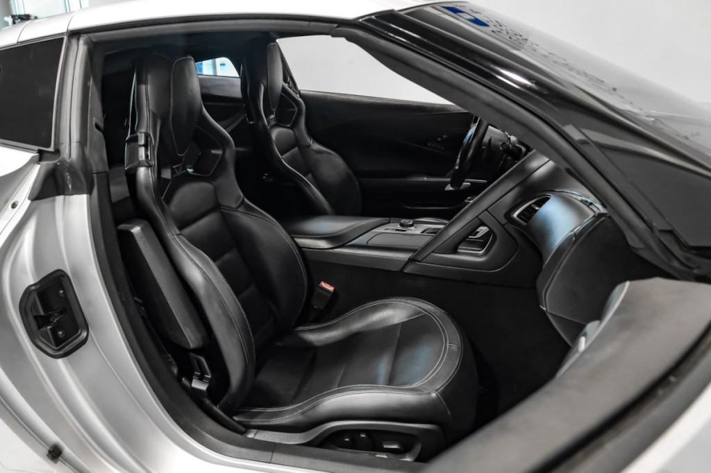 2017 Chevrolet Corvette Image 32