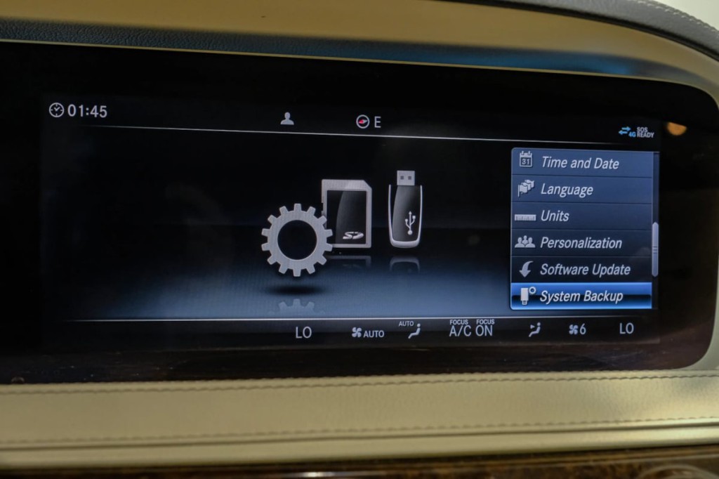 2019 Mercedes-Benz S-Class Image 43