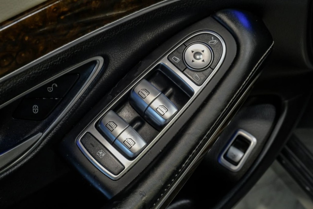 2019 Mercedes-Benz S-Class Image 60