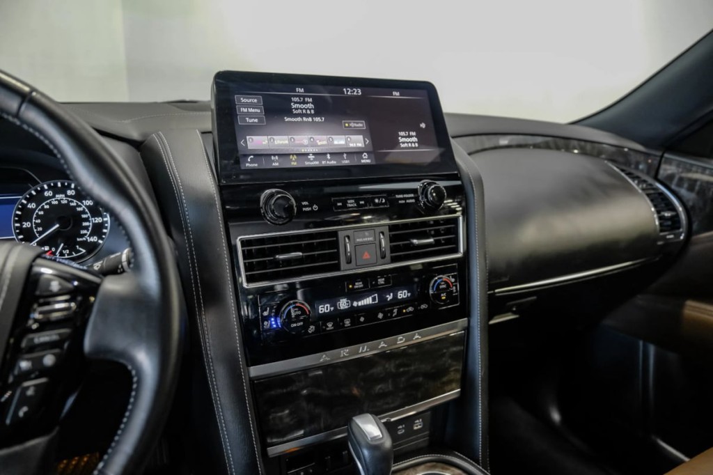 2023 Nissan Armada Image 32