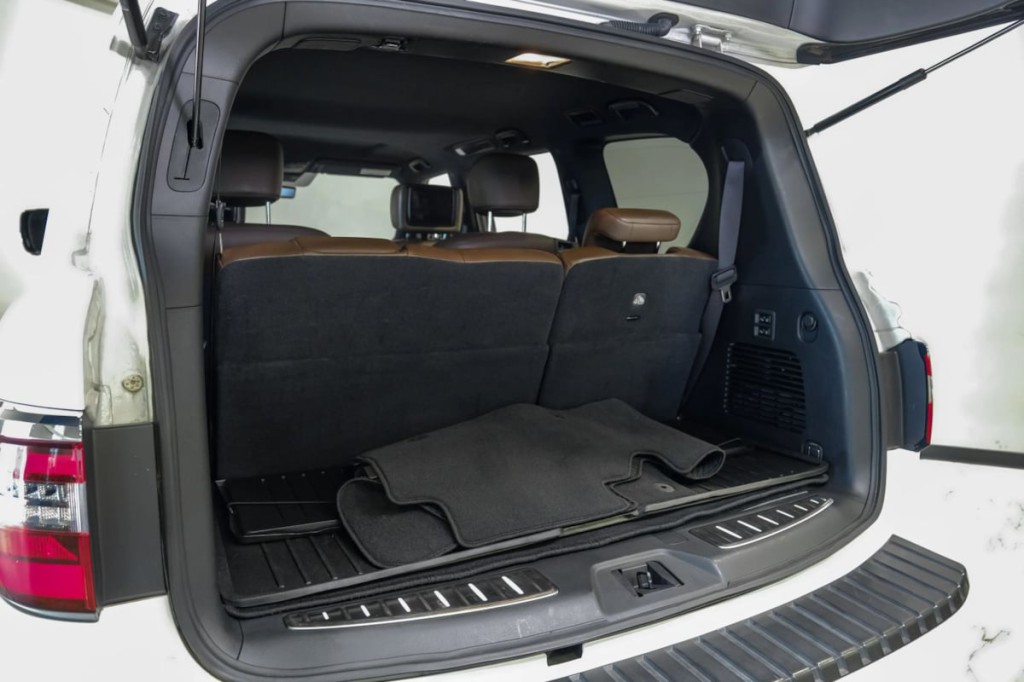 2023 Nissan Armada Image 69