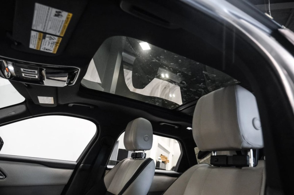 2020 Land Rover Range Rover Image 6