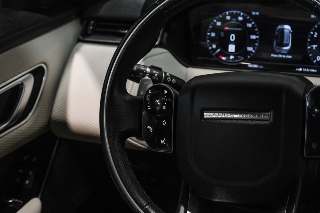2020 Land Rover Range Rover Image 19