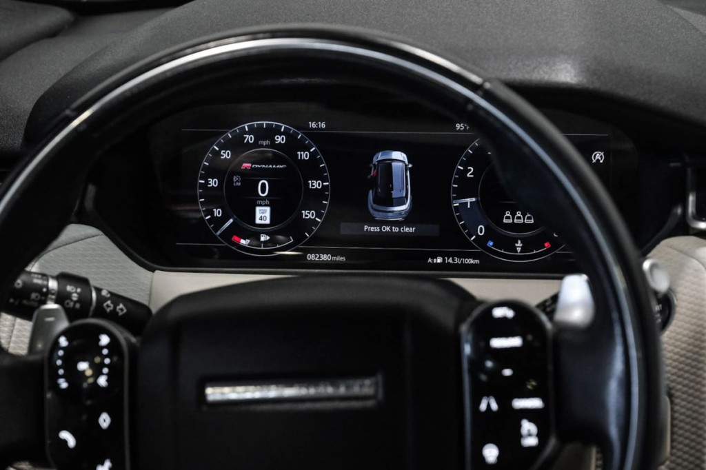 2020 Land Rover Range Rover Image 21