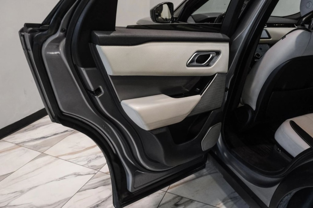 2020 Land Rover Range Rover Image 42