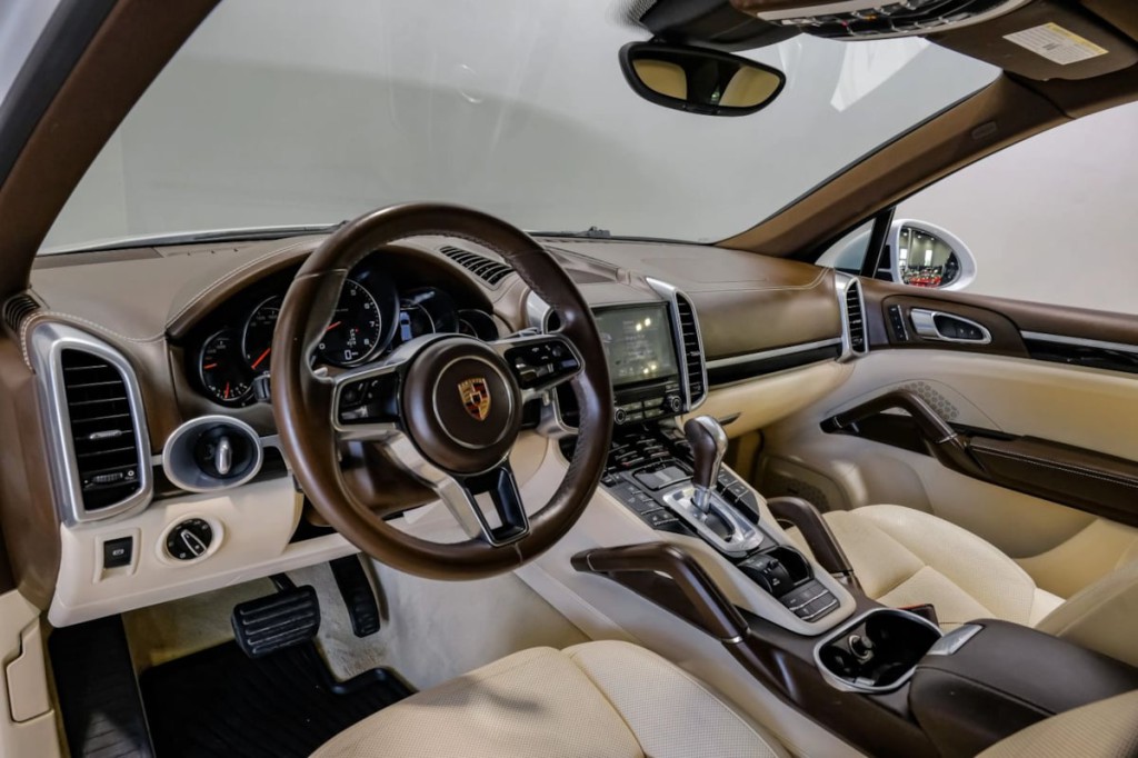 2017 Porsche Cayenne Image 4