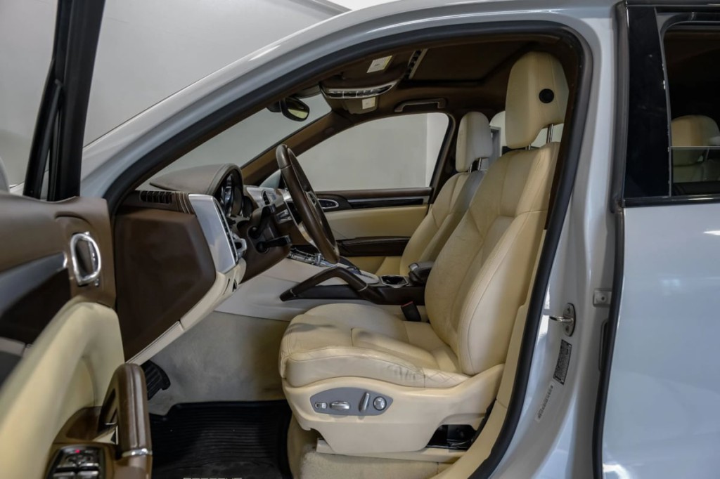 2017 Porsche Cayenne Image 5