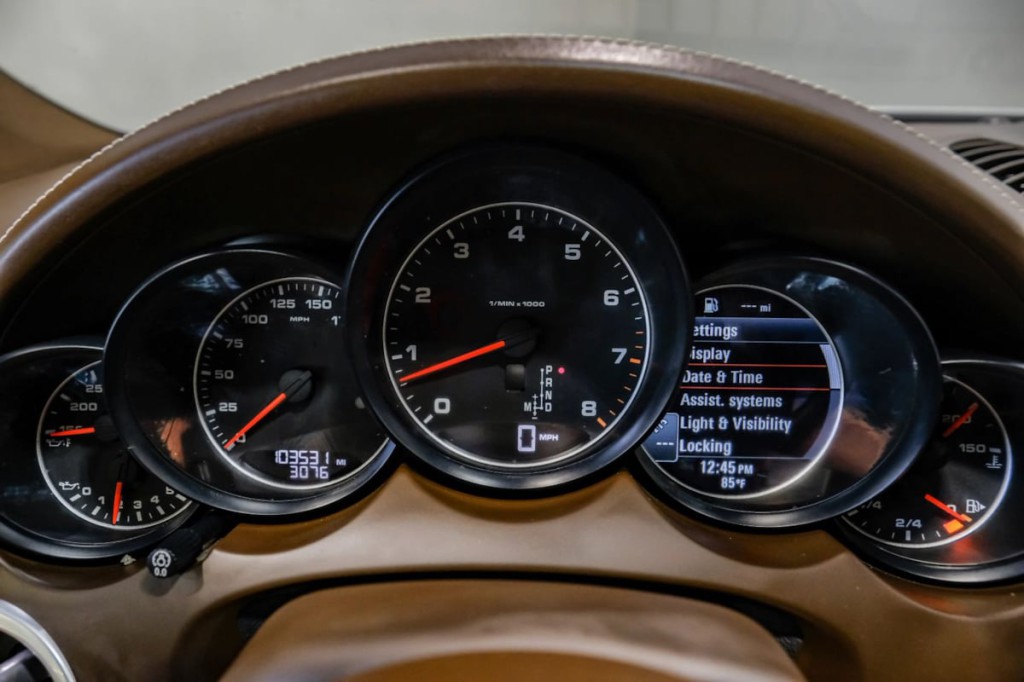 2017 Porsche Cayenne Image 27