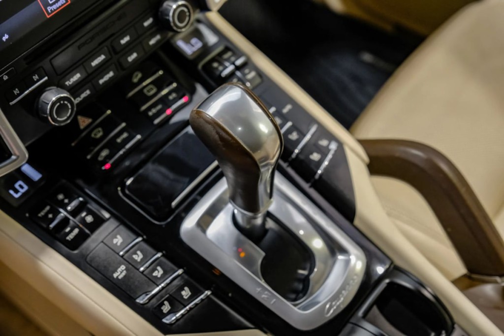 2017 Porsche Cayenne Image 33