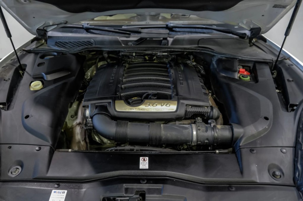 2017 Porsche Cayenne Image 76